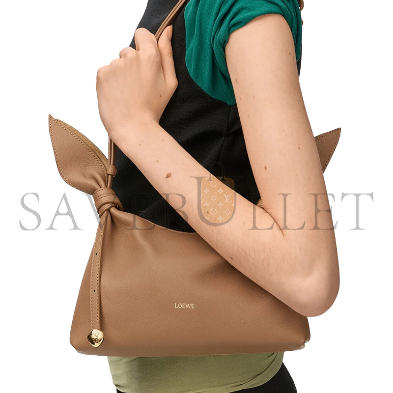 LOEWE MINI SCARF BAG IN SMOOTH CALFSKIN ABNYUNNX01 (24.5*14.5*6cm)